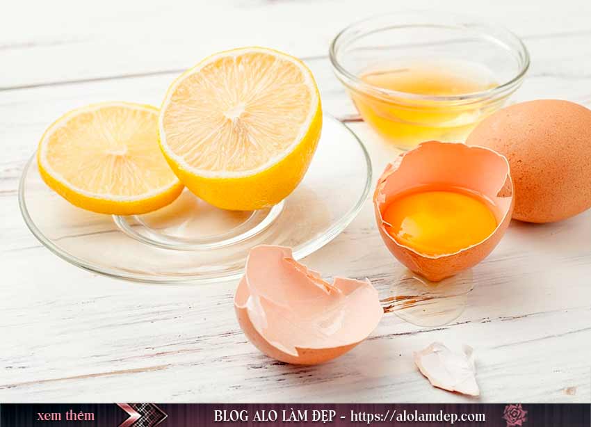 Trị mụn bằng lòng trắng trứng gà và mật ong