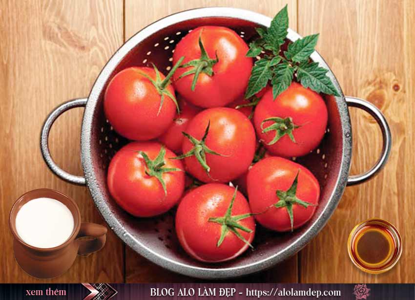 Tắm trắng bằng cà chua và mật ong