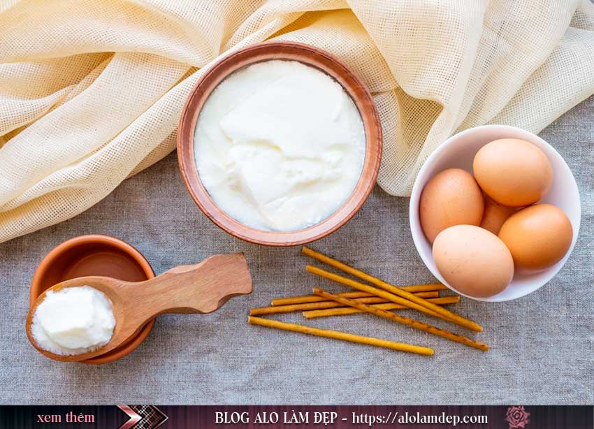 Cách làm trắng da bằng trứng gà và sữa chua